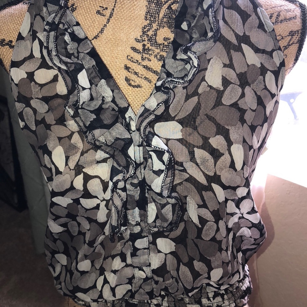 Paper tee  large sleeve less blouse